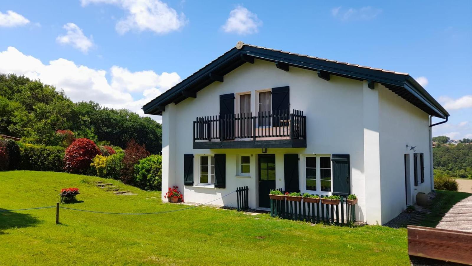 Maison Ihi-Toki - Apartamento Planta Baja T2 40M2 - Apartamento Planta Alta T3 54M2 Saint-Pée-sur-Nivelle Zewnętrze zdjęcie